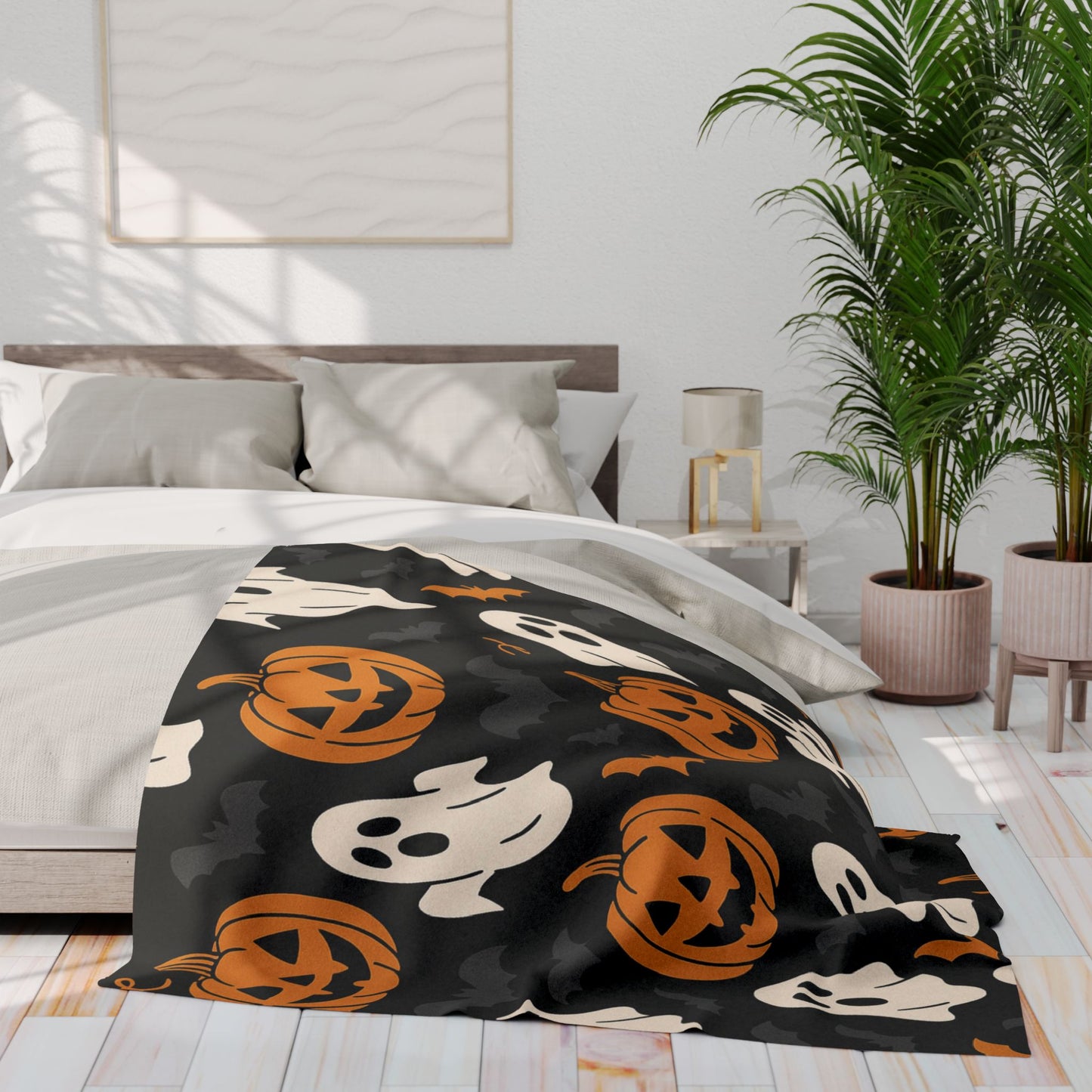 Halloween Fleece Blanket with Ghosts and Pumpkins, Cozy Throw for Fall Decor